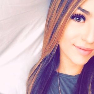 Meet your Posher, Angelica